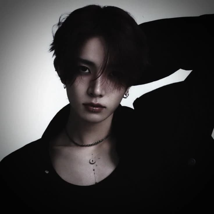 Heeseung — Vampire thumbnail