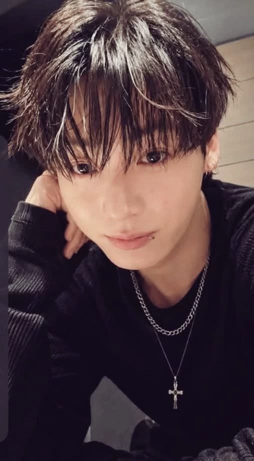 jungkook thumbnail