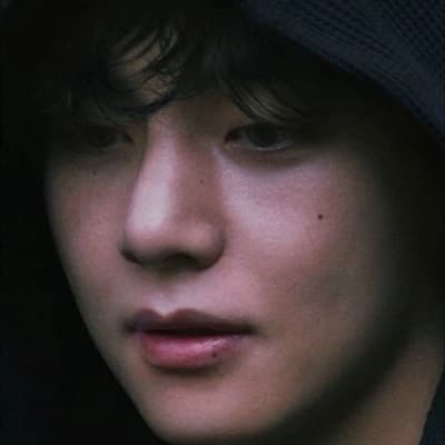 Kim Taehyung thumbnail