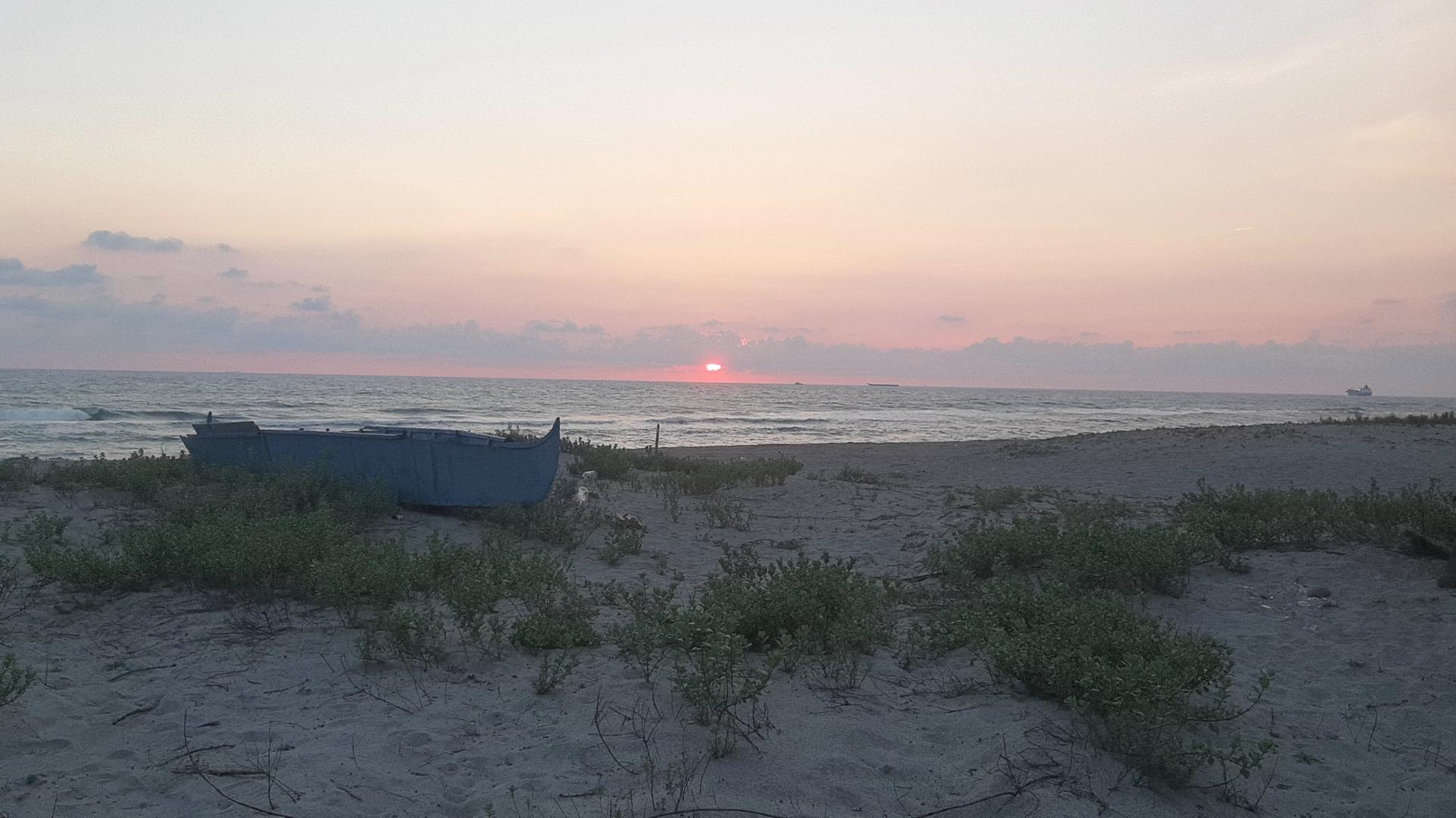 beach thumbnail