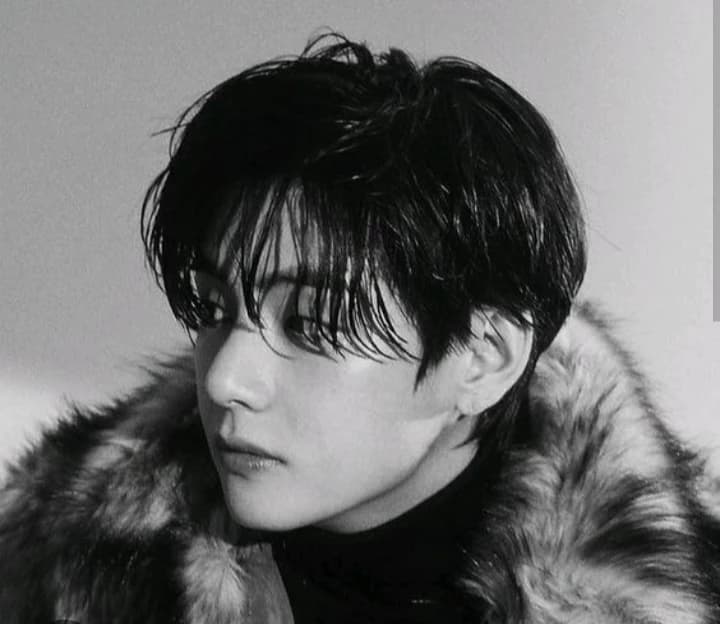 Kim taehyung  thumbnail