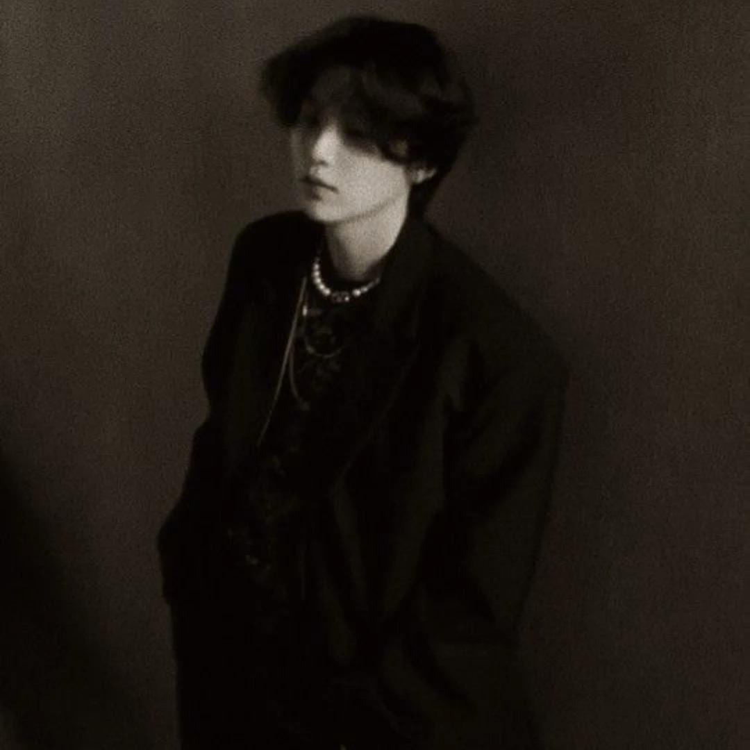 Min Yoongi (August D) thumbnail