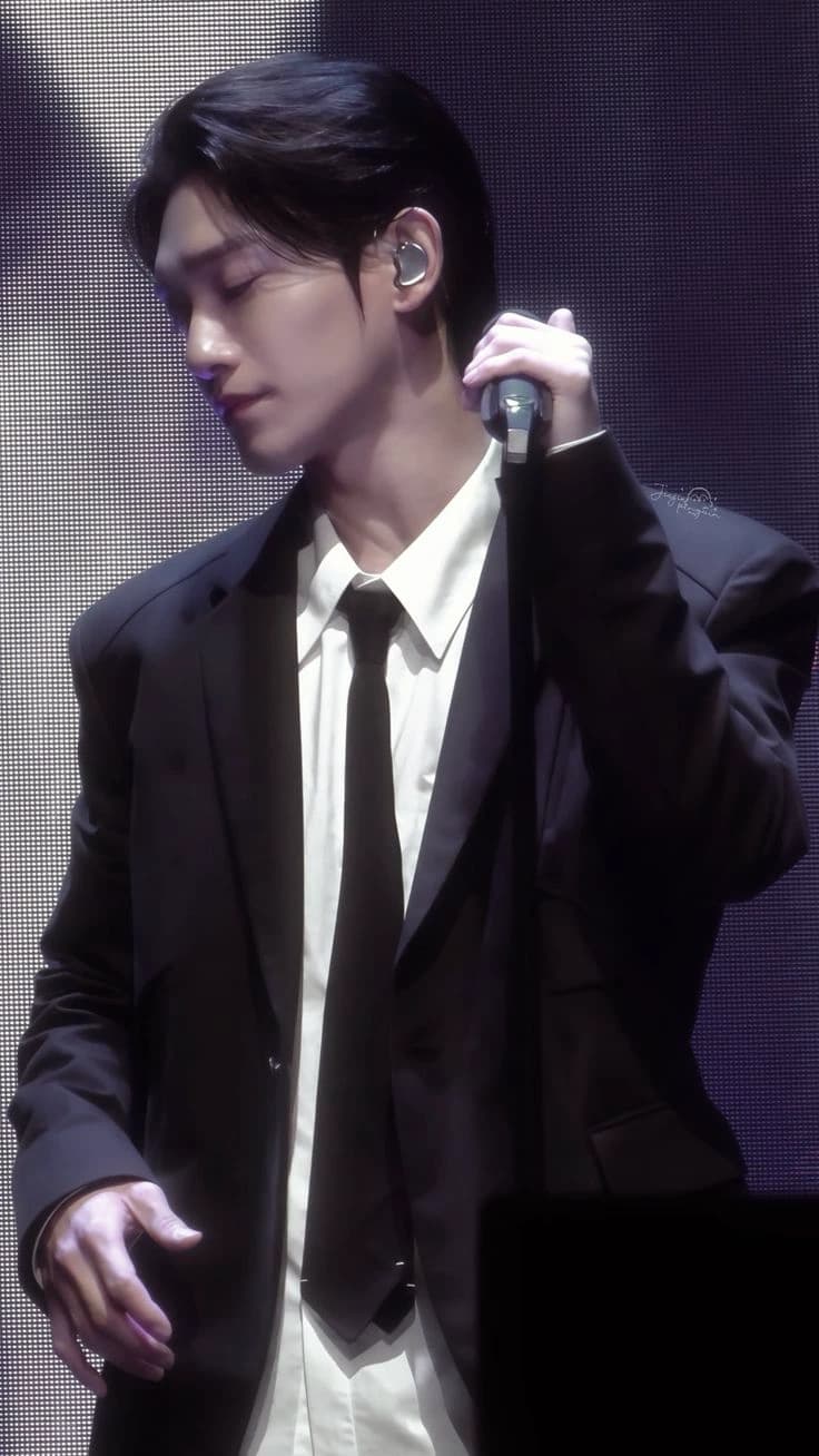 CHEN thumbnail