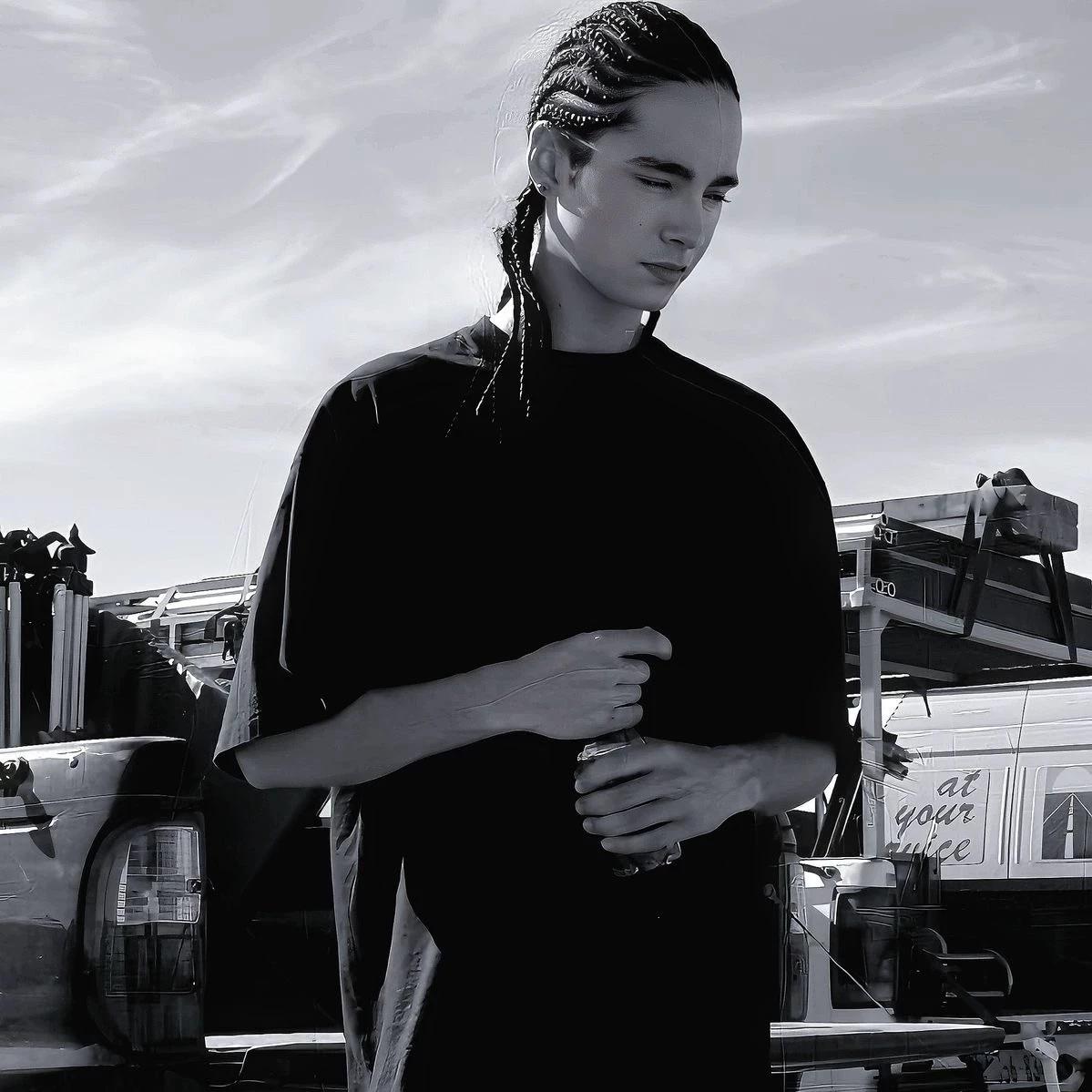 Tom Kaulitz thumbnail