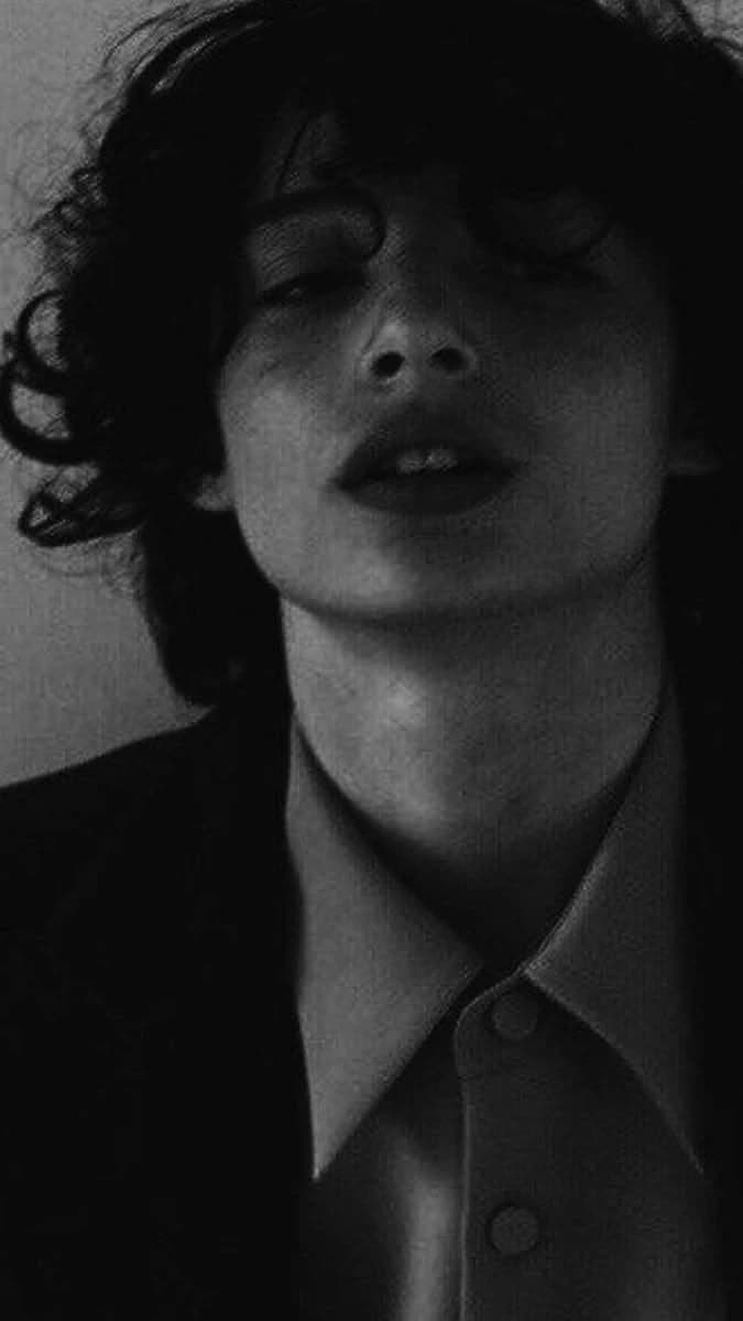 Finn Wolfhard  thumbnail
