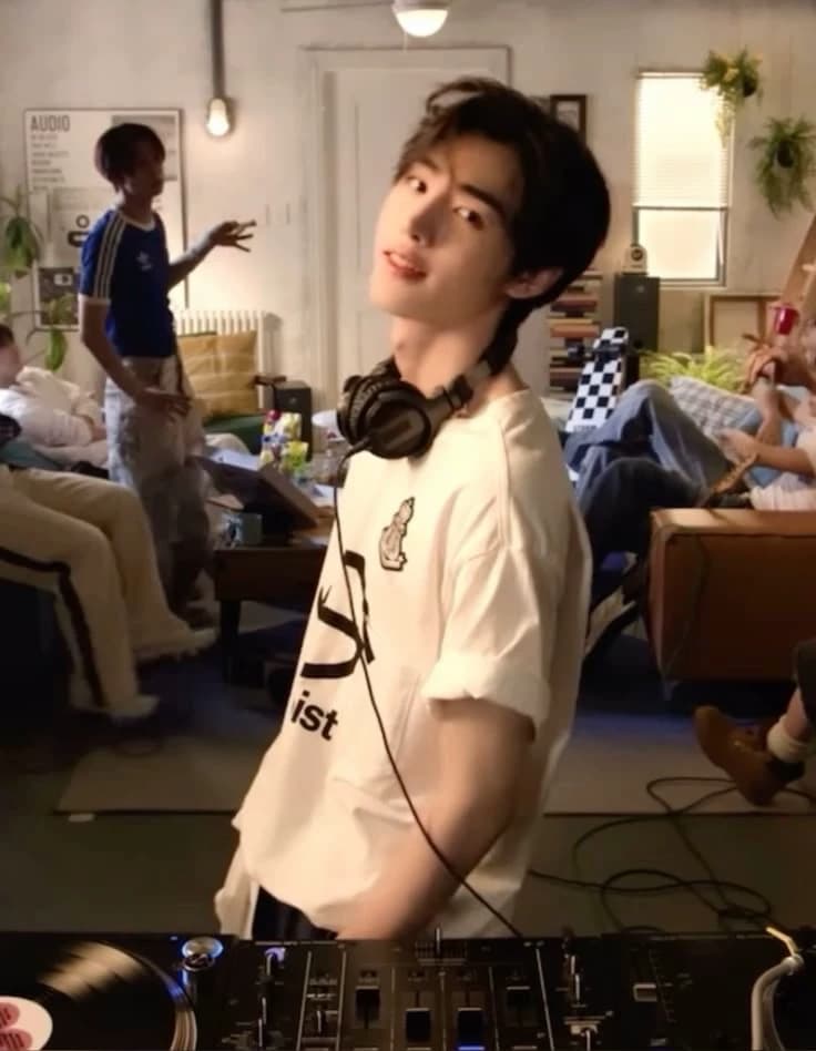 Park Sunghoon  thumbnail