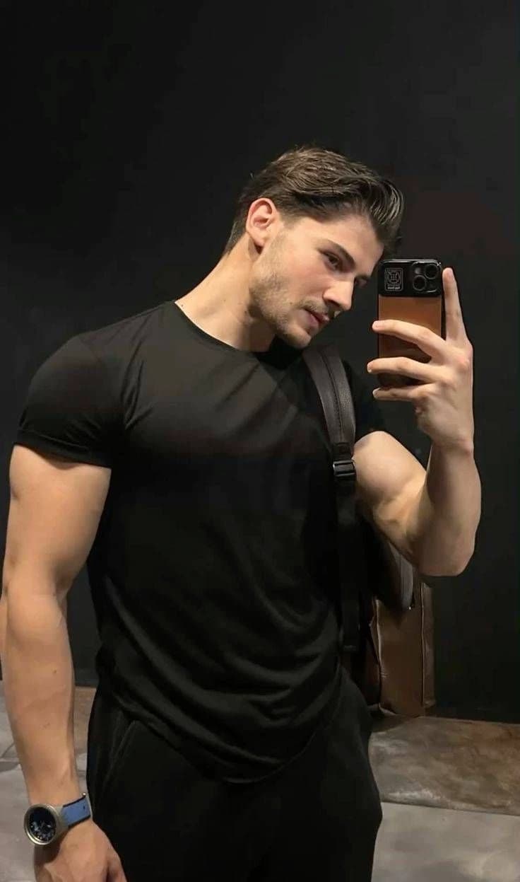 Ex-husband Alejandro thumbnail