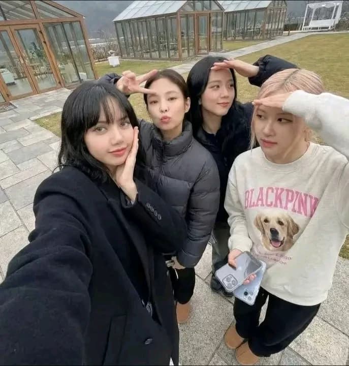 blackpink thumbnail
