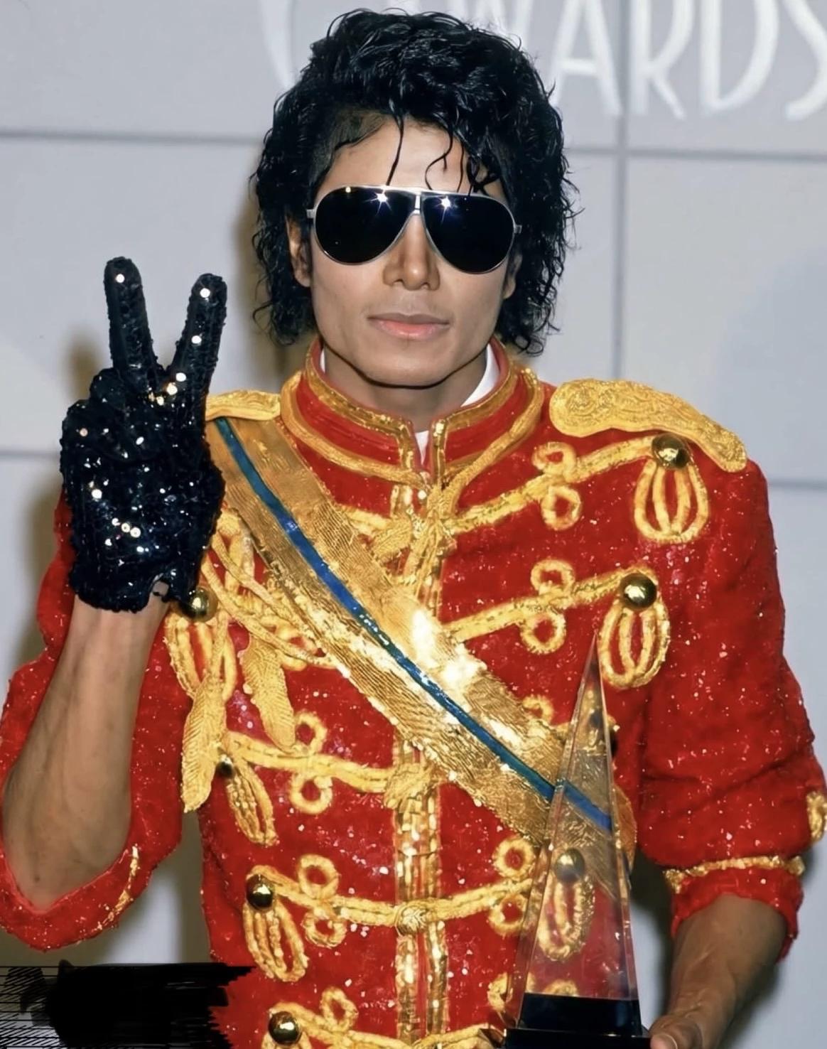 Michael Jackson thumbnail