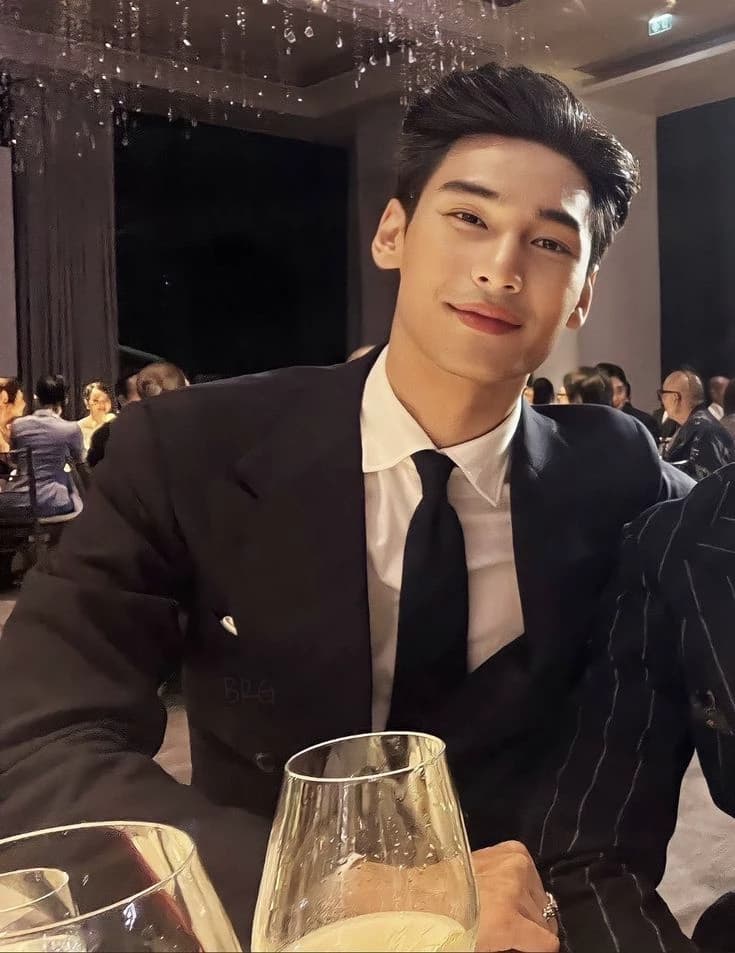 Song-Jin Wook  thumbnail