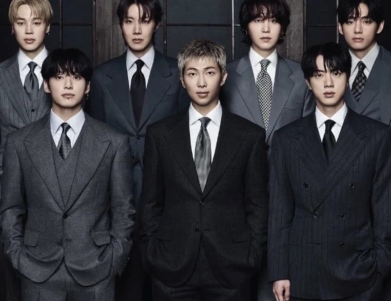 bl) you are a new member of bts and at first sight they fell in love with you thumbnail