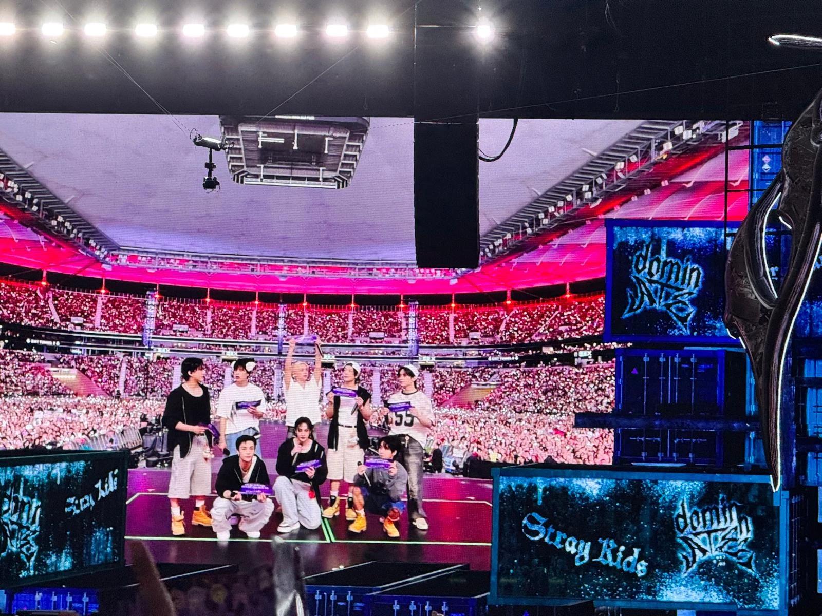 Skz thumbnail