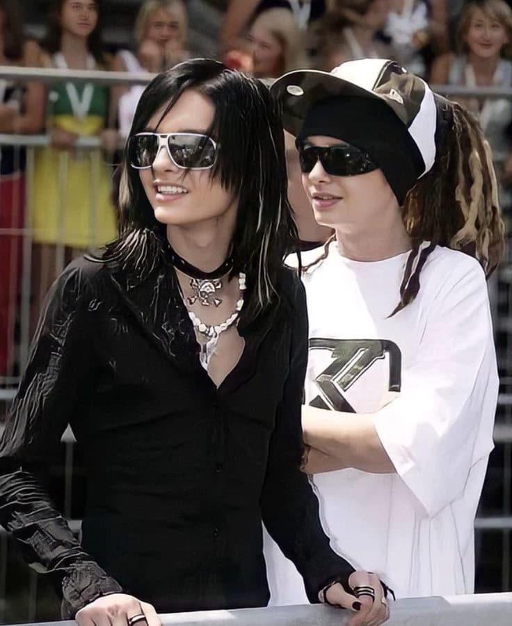 Tom and Bill Kaulitz thumbnail