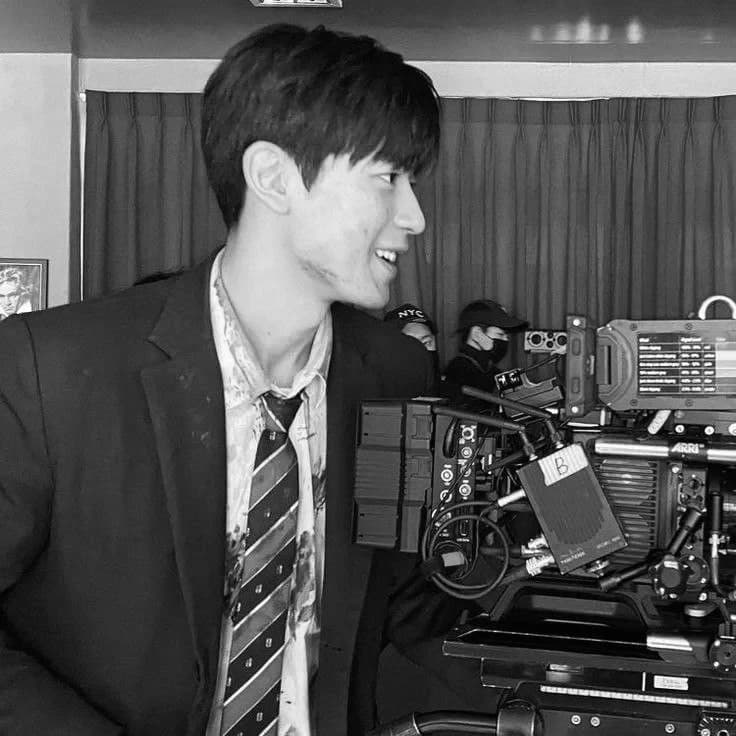 lee su hyeok thumbnail