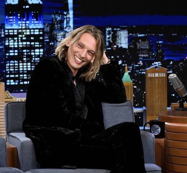 Jamie Campbell Bower thumbnail