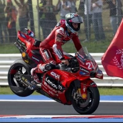 MOTO GP 26 thumbnail