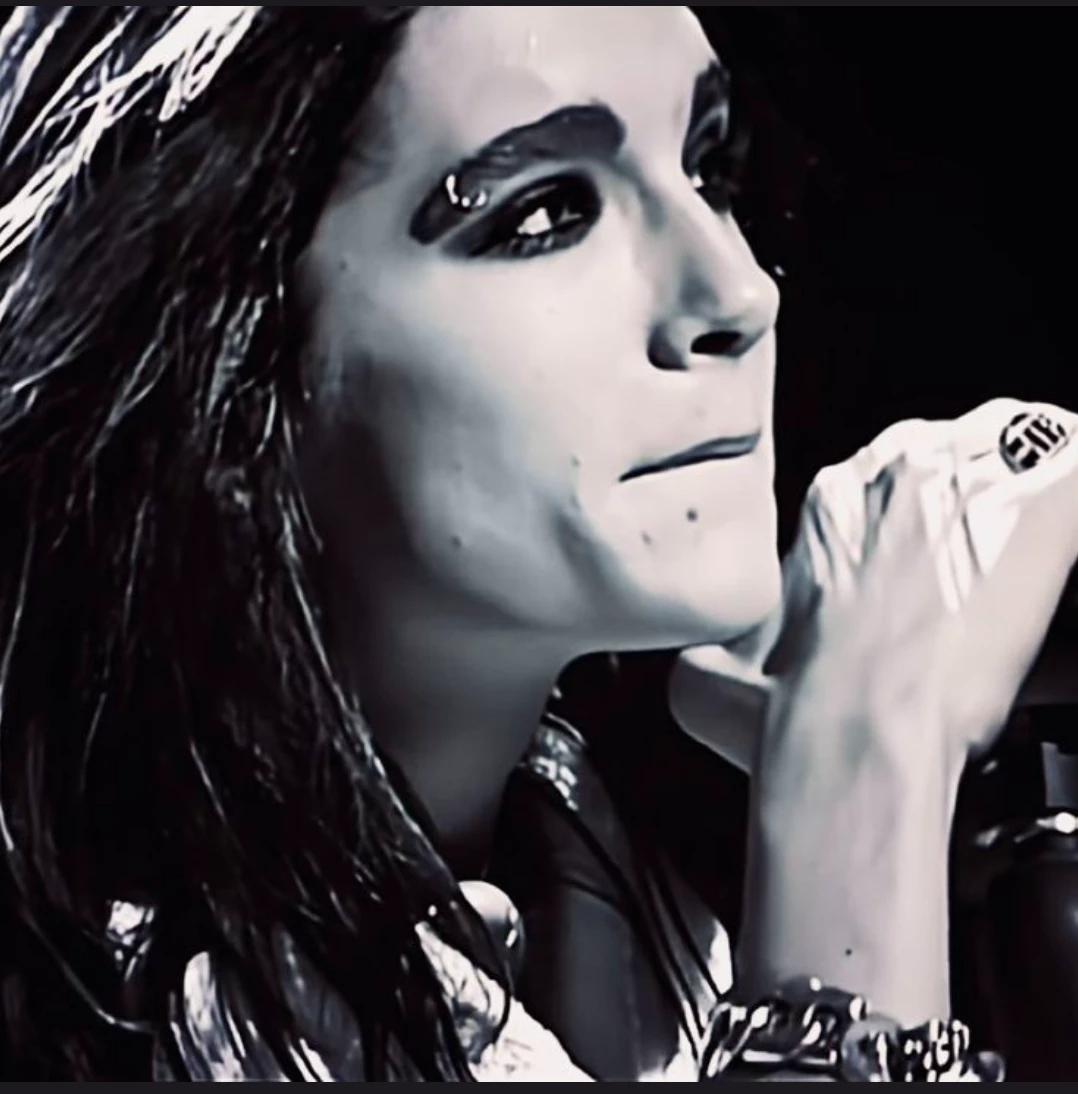 Bill Kaulitz thumbnail