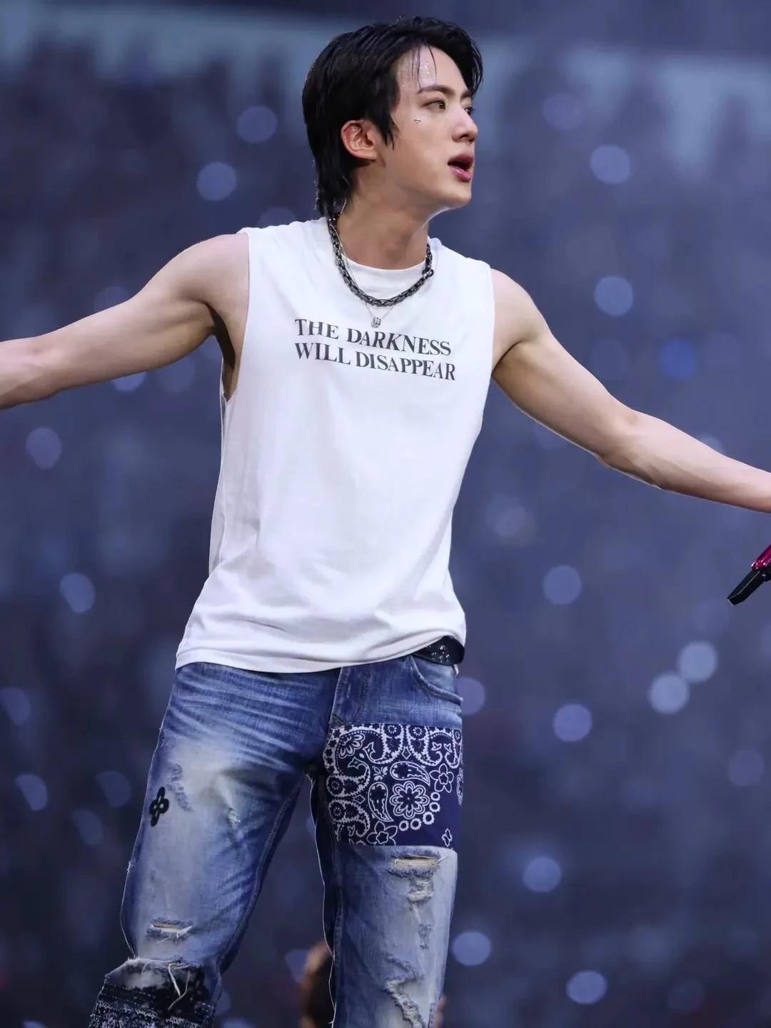 kim seokjin thumbnail