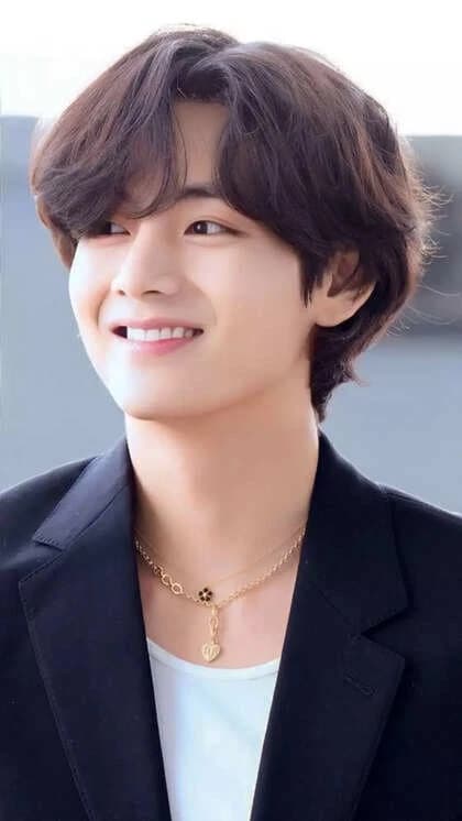 Kim Taehyung  thumbnail
