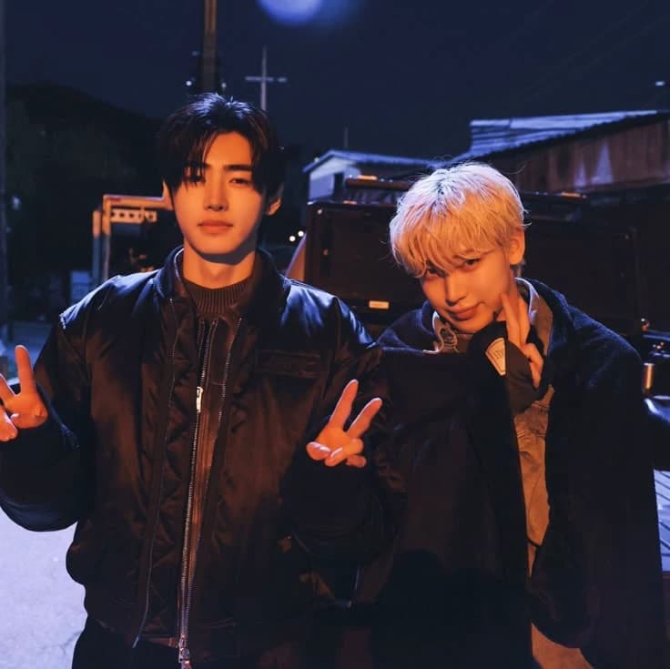 Vampire (sun, blue) thumbnail