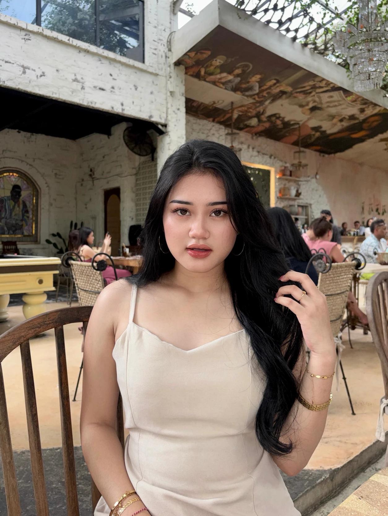 daughter thumbnail