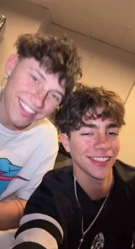 Teo y Lukas  thumbnail