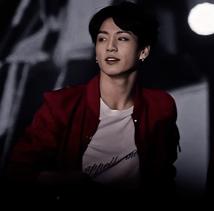 Jeon Jungkook Gay Daddy Mafia King Alpha werewolf stepbrother thumbnail
