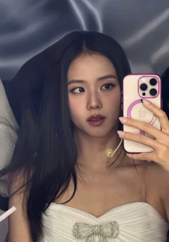 Kim Jisoo thumbnail