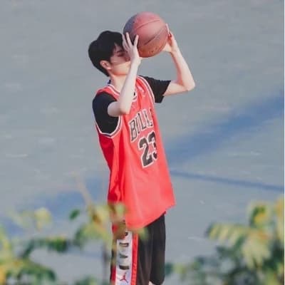 Rian (Basket) thumbnail
