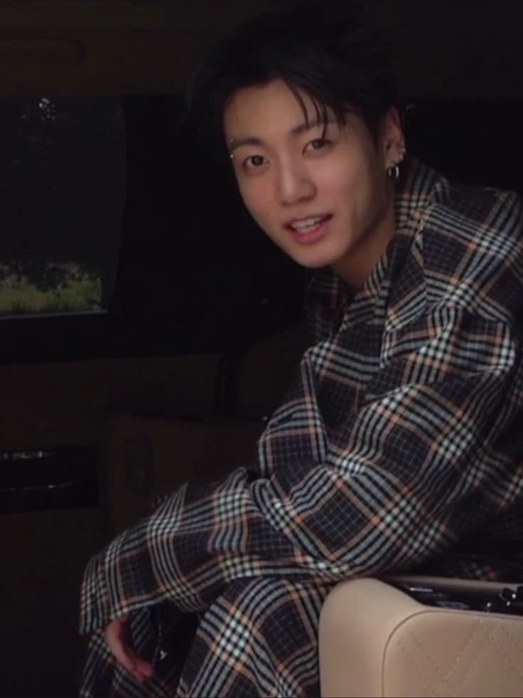 Jeon Jungkook thumbnail