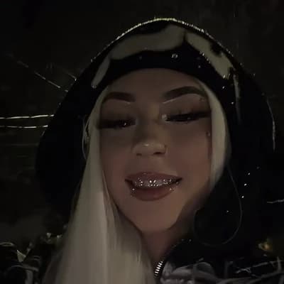Sara thumbnail