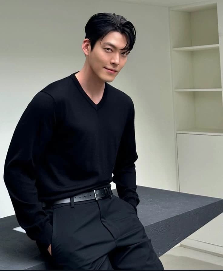 Kim woo-bin thumbnail