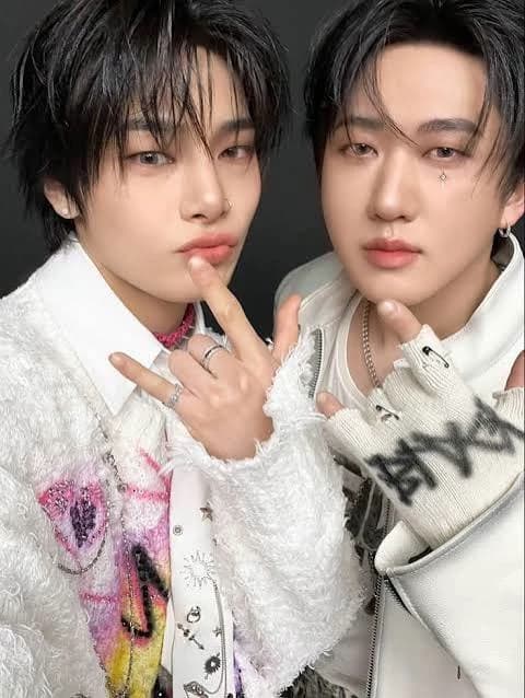 Jeongin Changbin JeongBin thumbnail