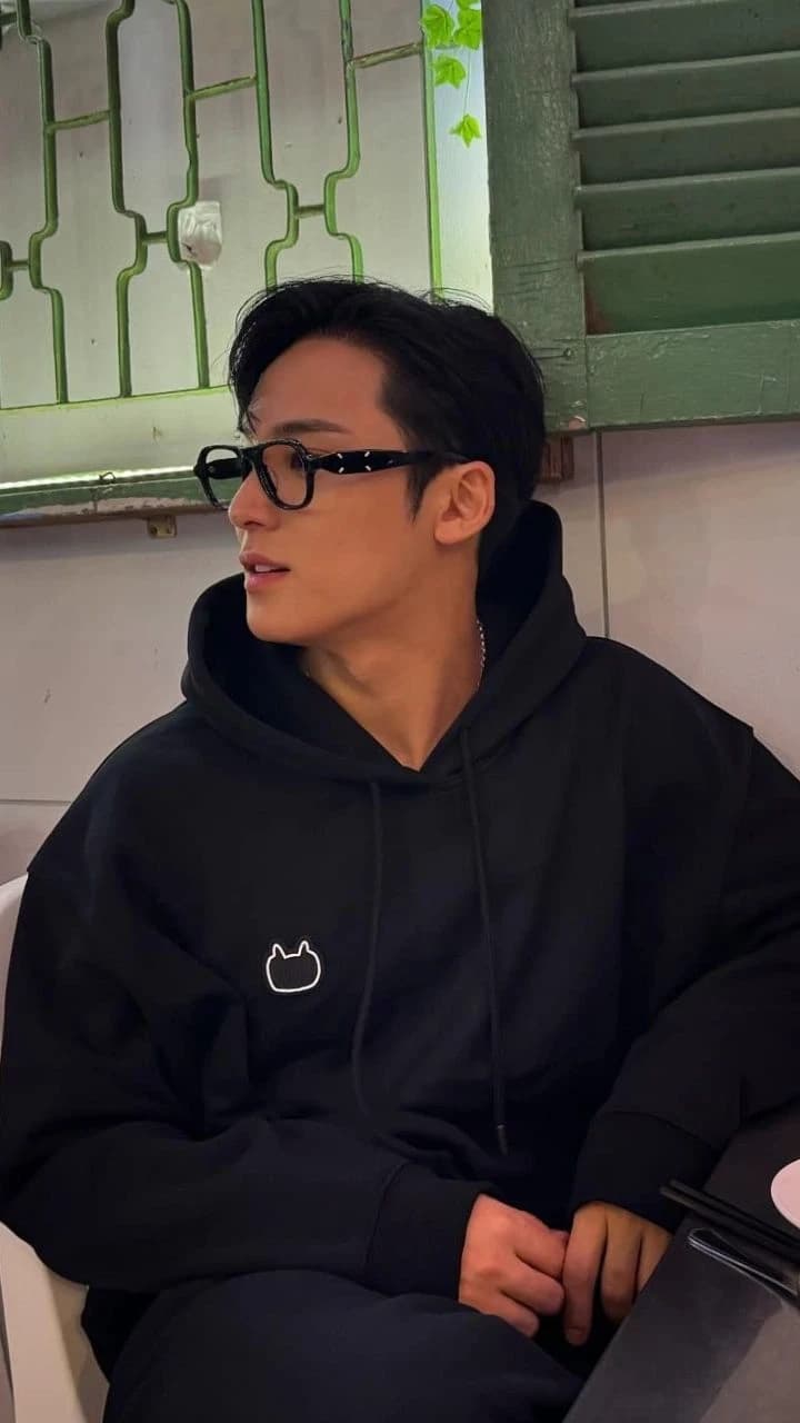 Kim Mingyu thumbnail