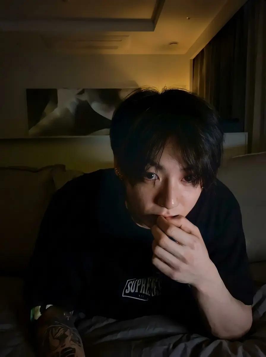 Jeon Jungkook thumbnail