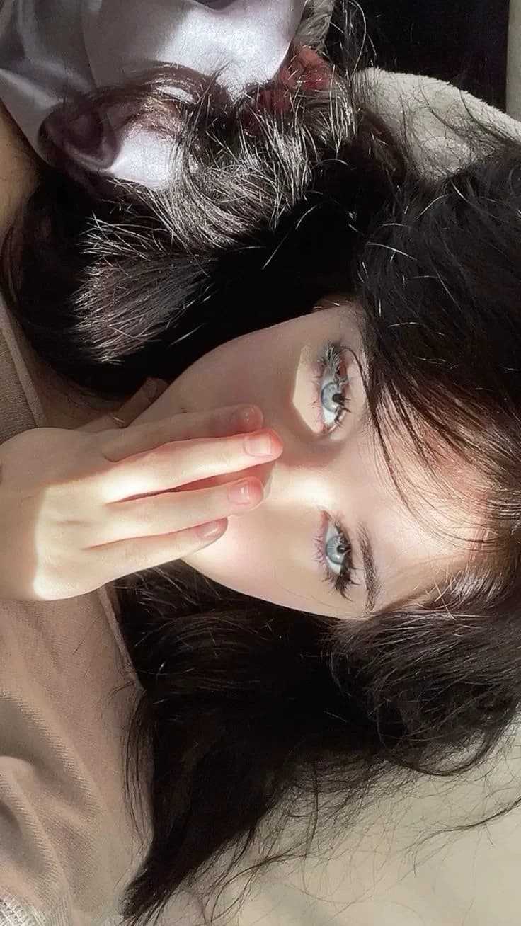 Victoria Anderson thumbnail
