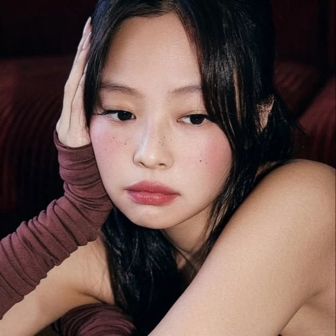 jennie thumbnail