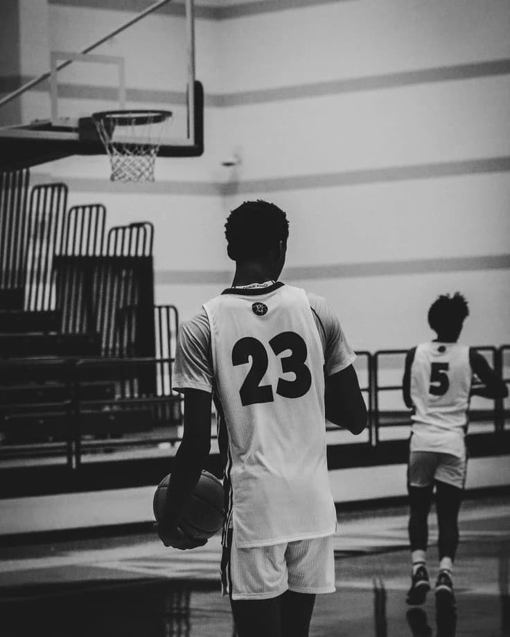 The Basketball Star - Luke Walker thumbnail