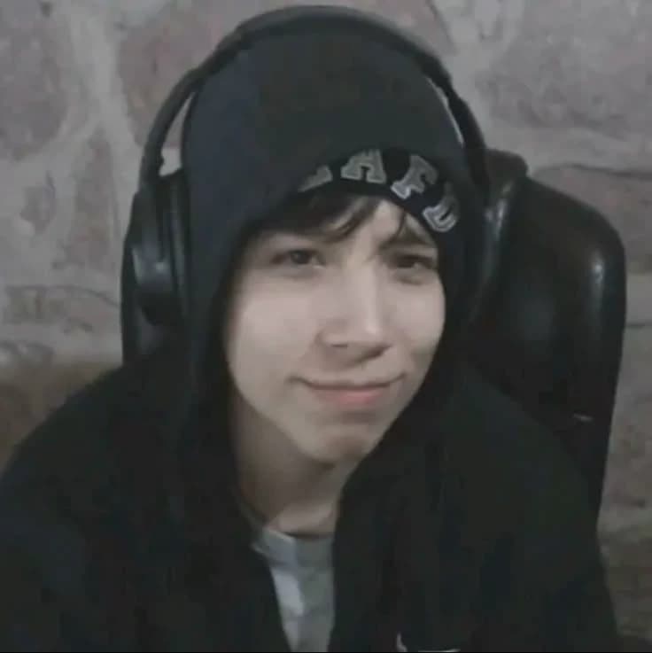 Quackity  thumbnail