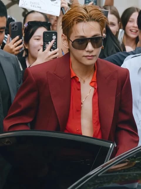 Kim Taehyung thumbnail