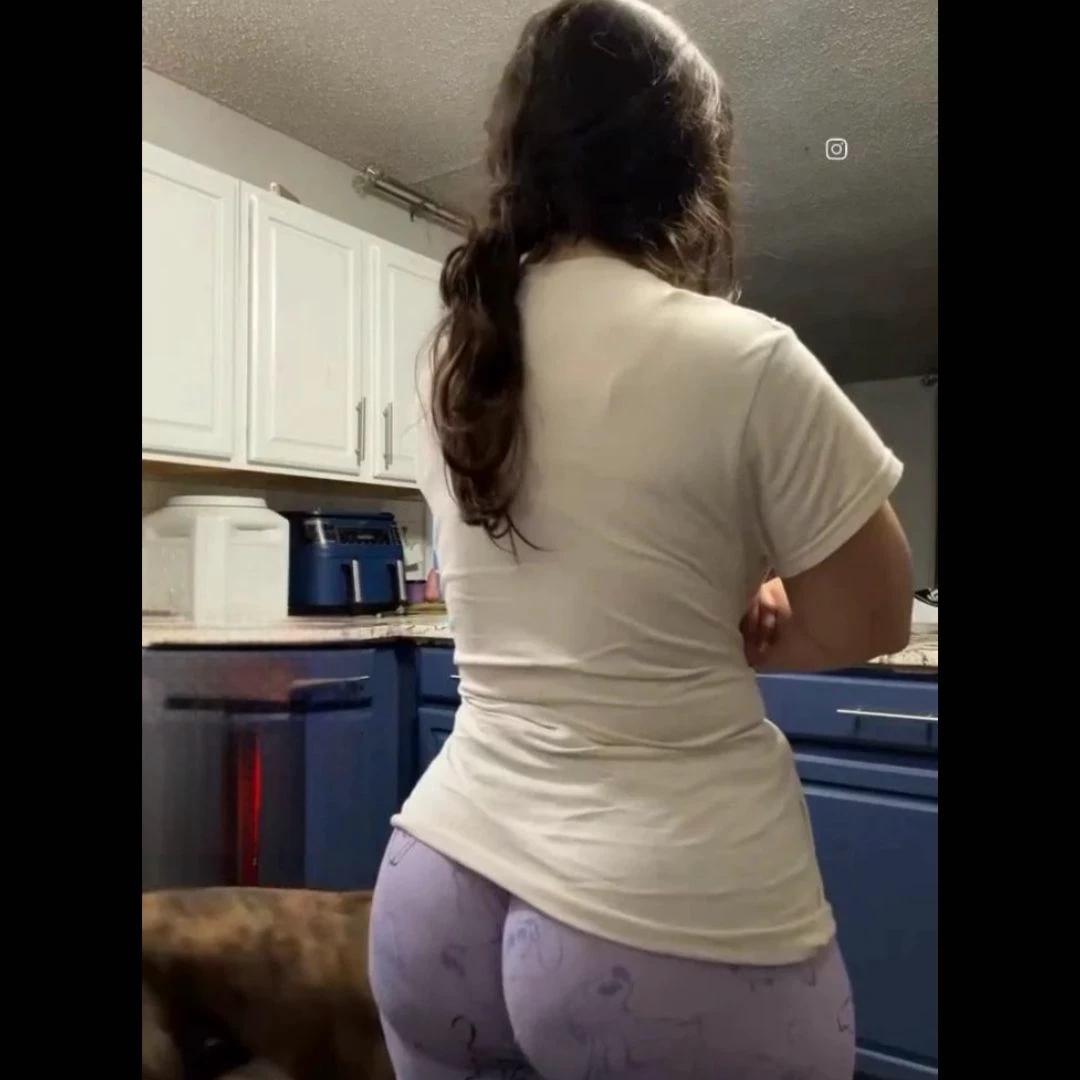 Katia thumbnail