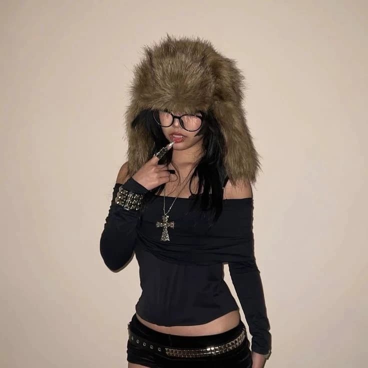 Elena thumbnail