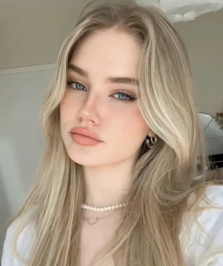 Clara thumbnail