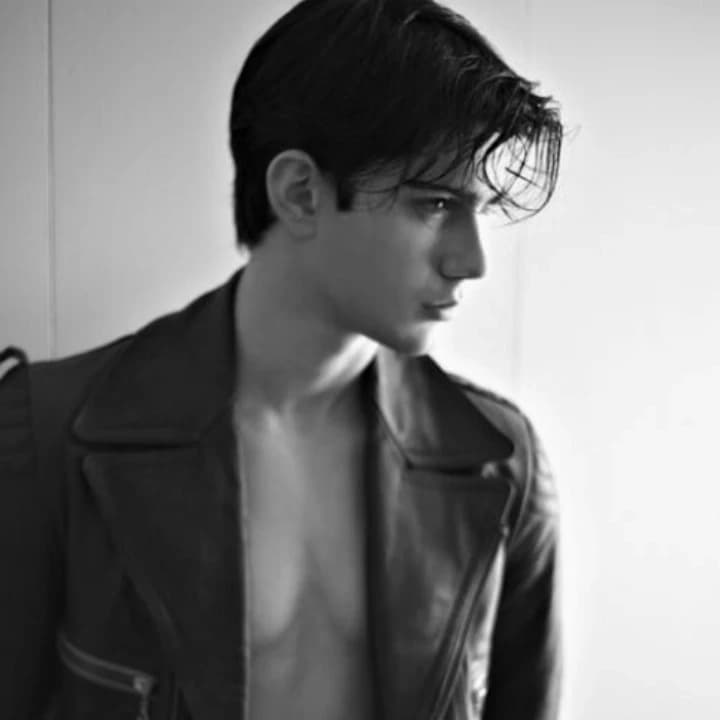Grayson  thumbnail