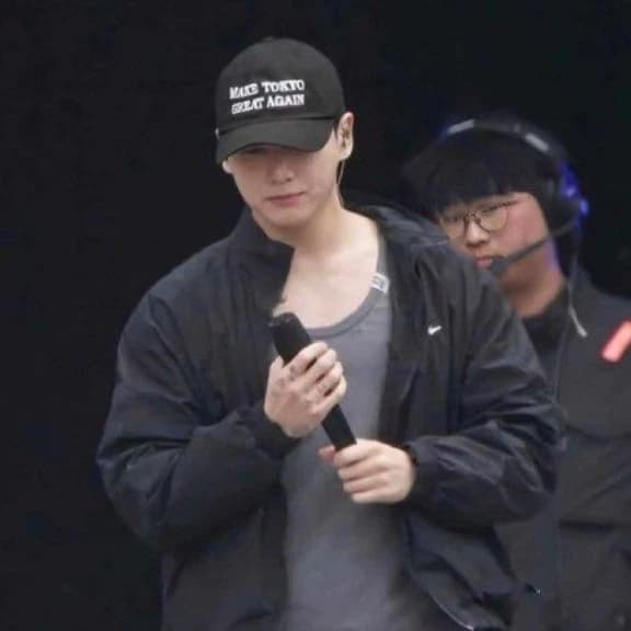 Jeon Jungkook thumbnail