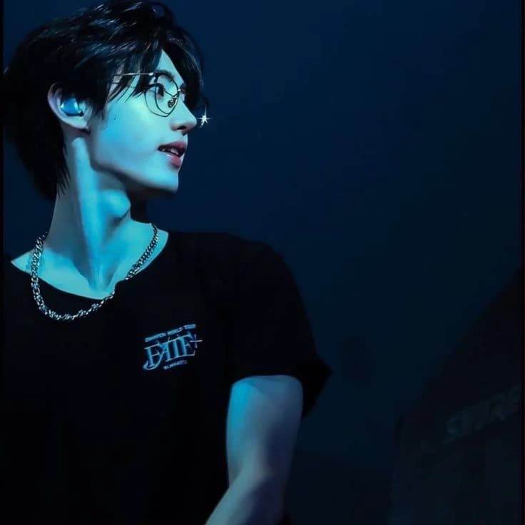 Sunghoon thumbnail