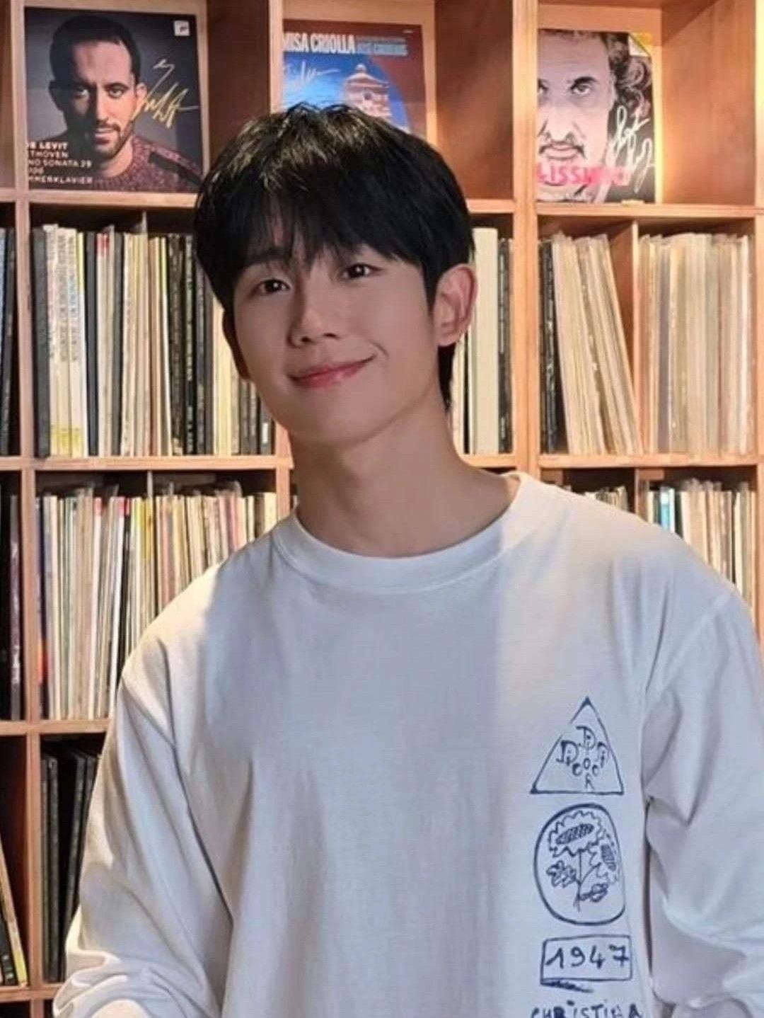 Choi Seung-hyo thumbnail
