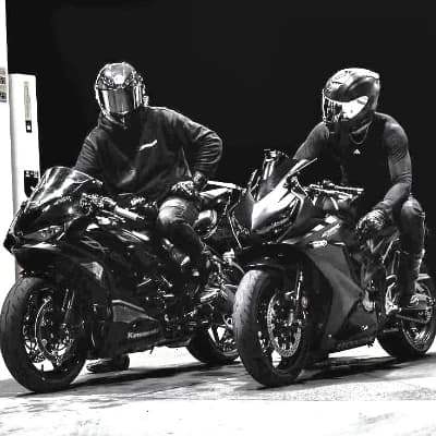 Two biker's thumbnail