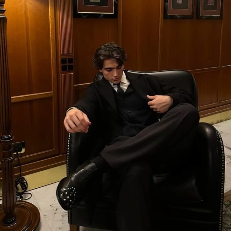 Janus Caden Falcon thumbnail