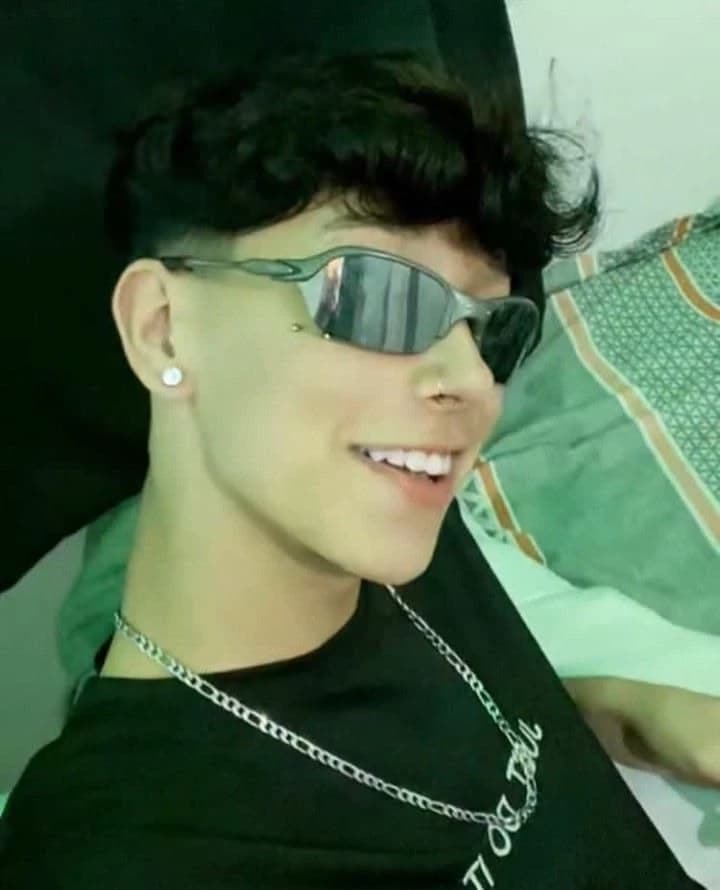 Gustavo thumbnail